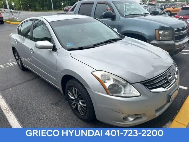 2012 Nissan Altima's photo