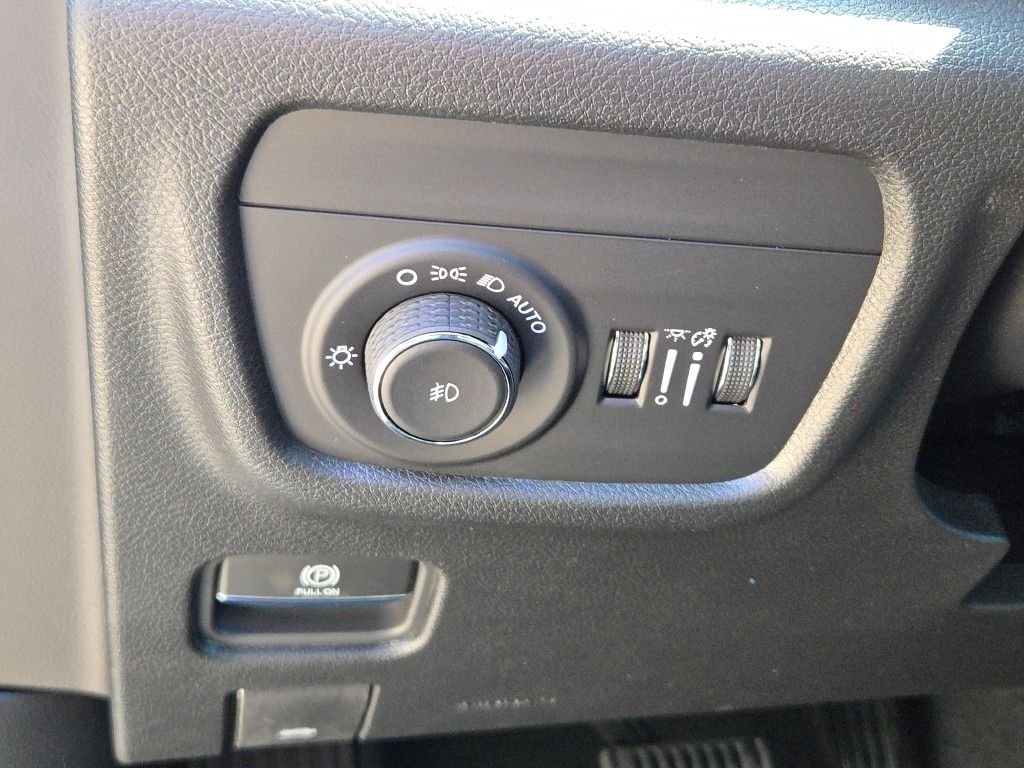 New 2026 Steel Blue Jeep Limited image 28