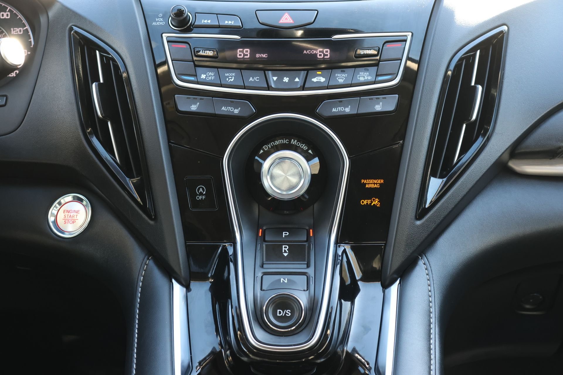 2025 Acura RDX Technology Package - Photo 17