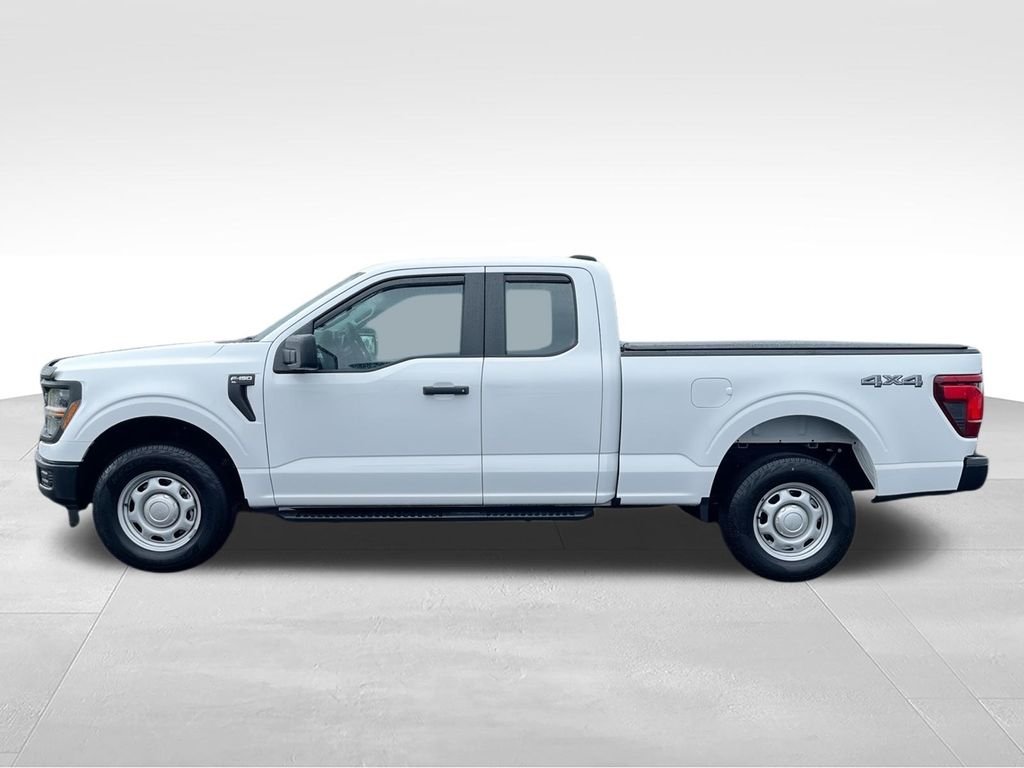 Used 2024 White Ford XL image 5