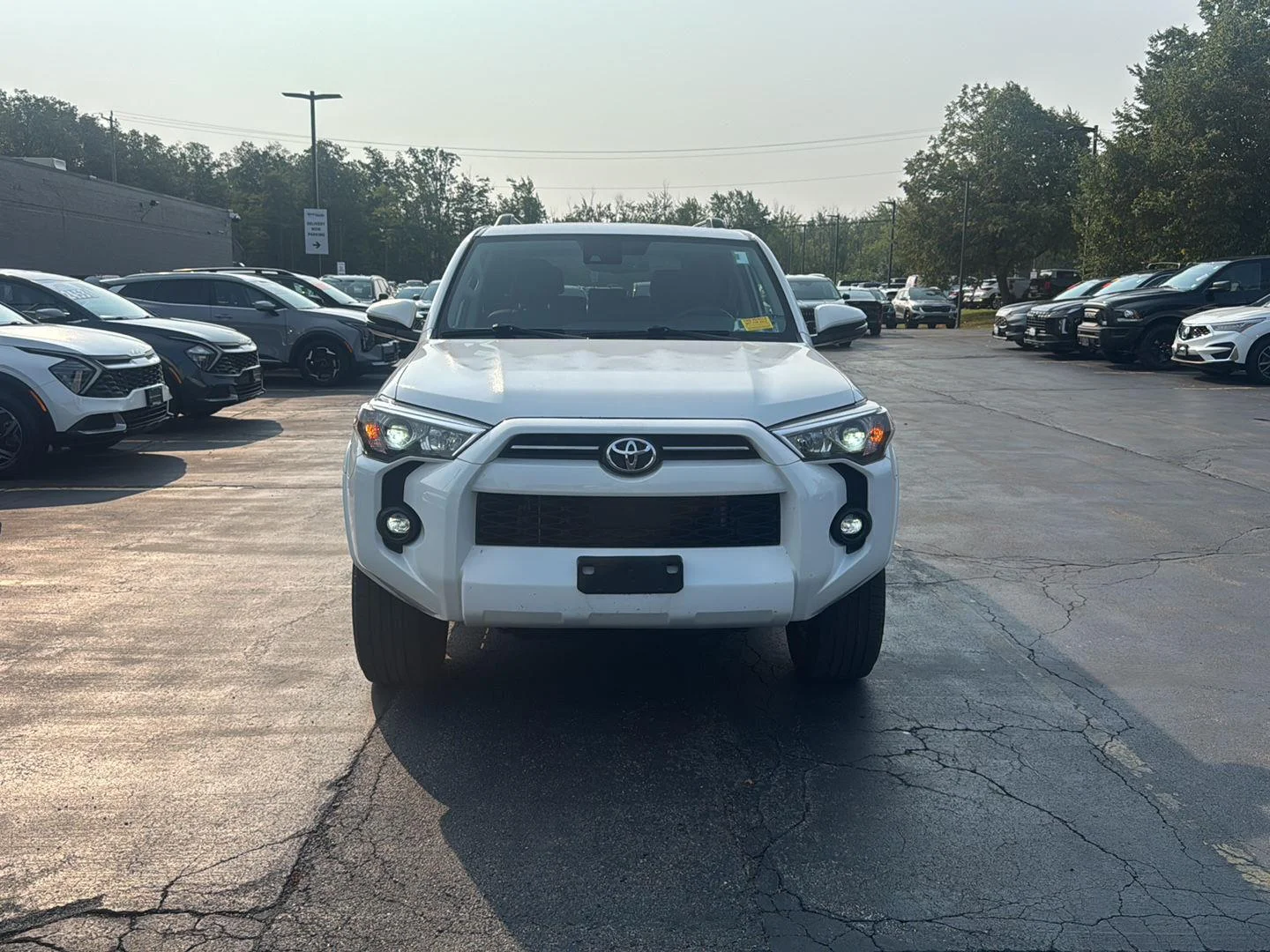 Used 2022 White Toyota SR5 Premium image 2