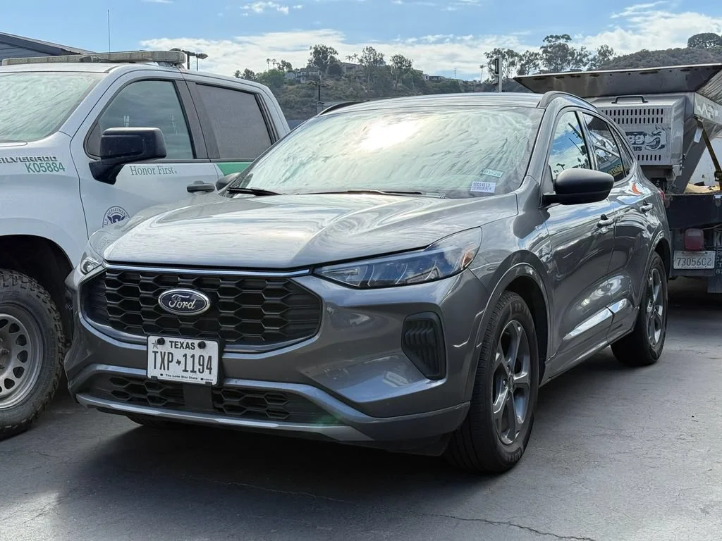 Used 2024 Gray Ford ST-Line image 12