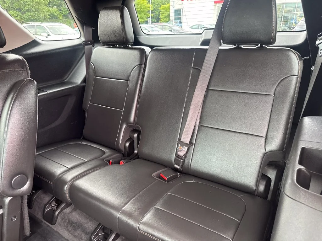 Used 2020 Gray Chevrolet 3LT image 40