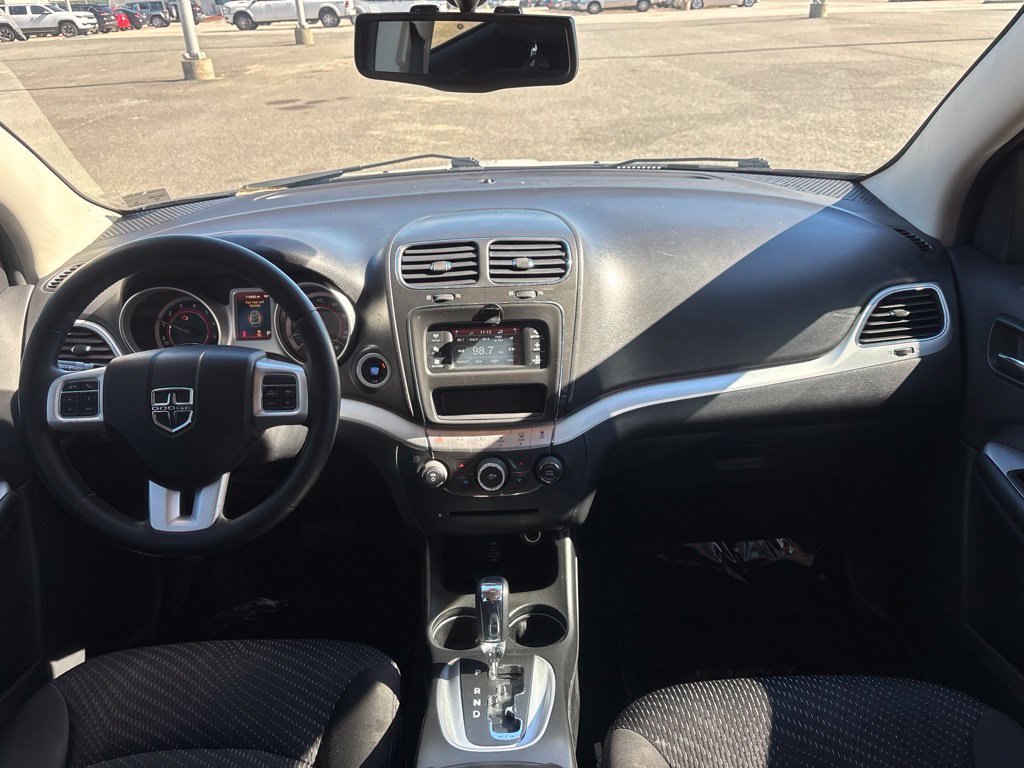 Used 2017 White Dodge SXT image 42