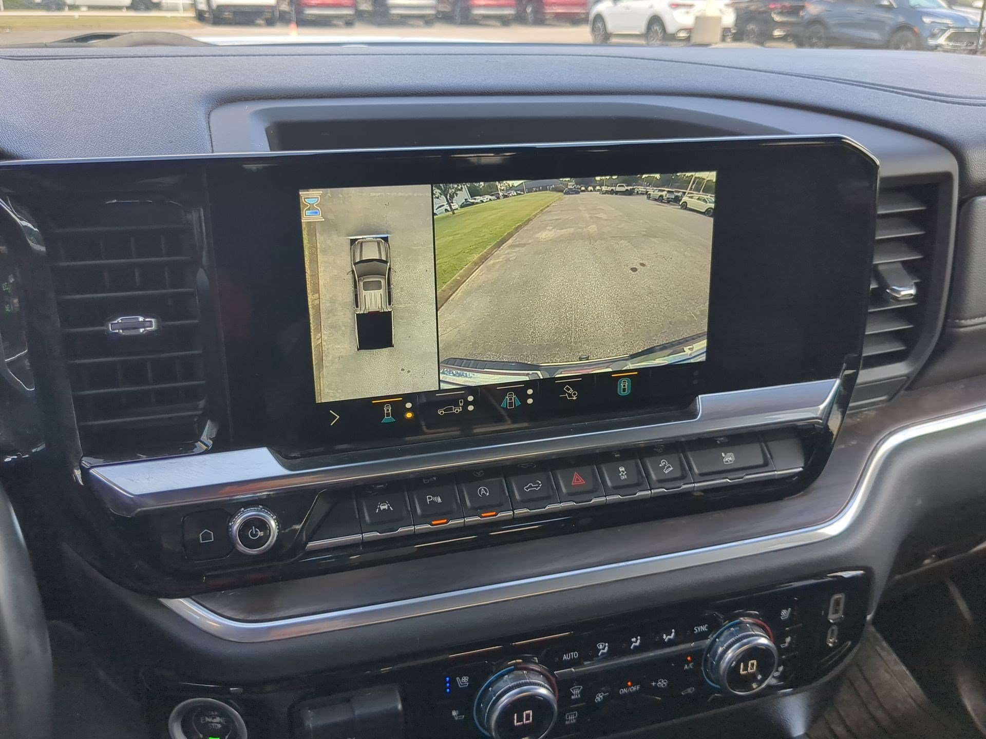 Used 2022 QUICKSILVER METALLIC GMC SLT image 18