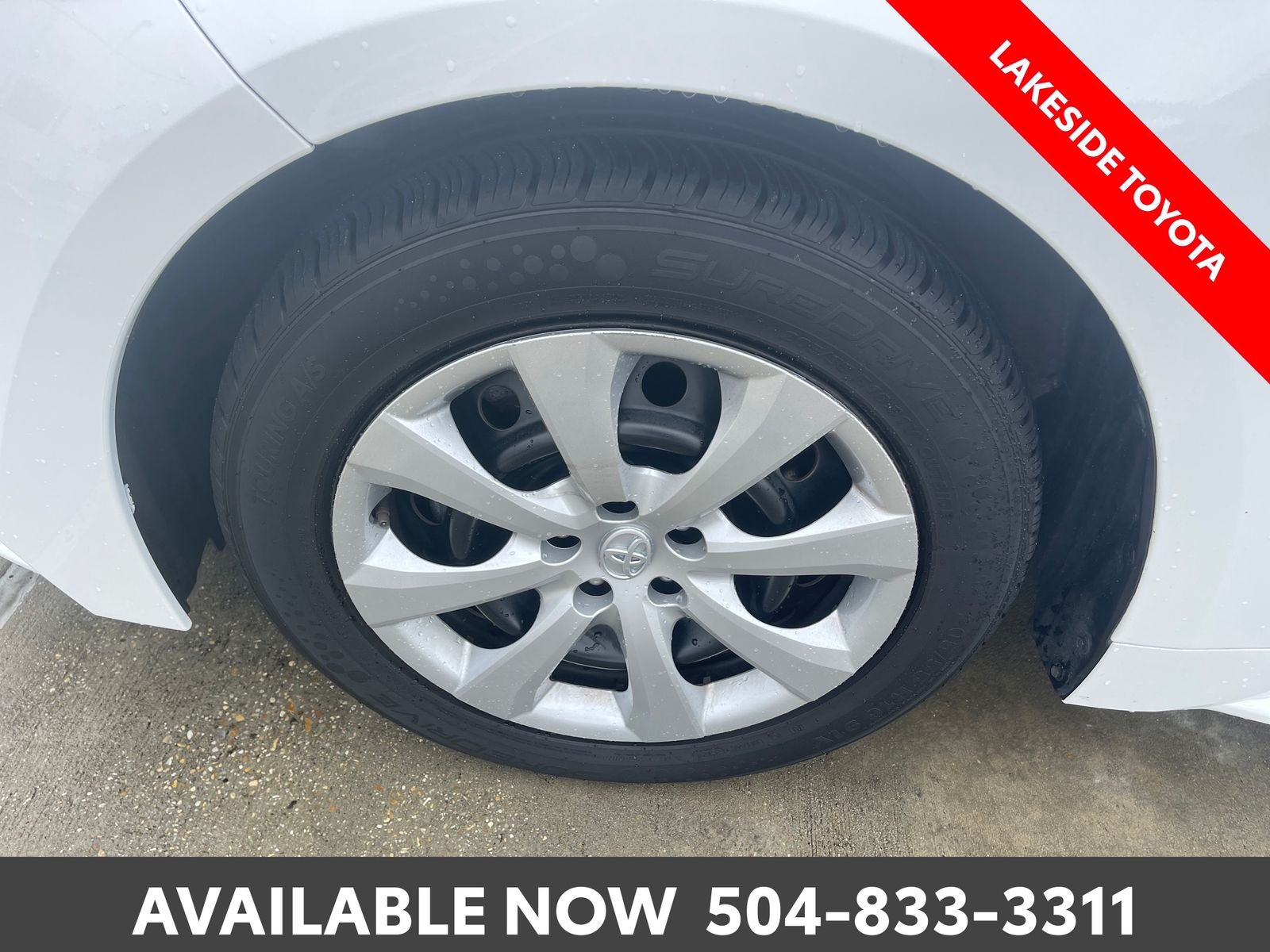 2024 Toyota Corolla LE - Photo 13