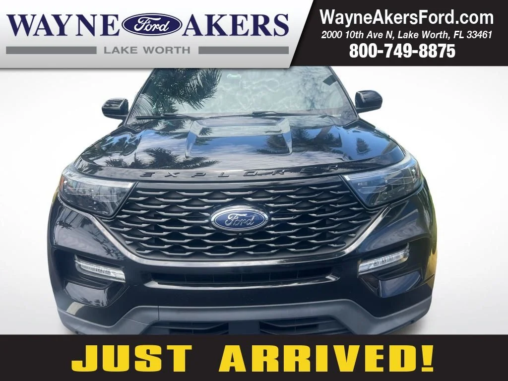 2023 Ford Explorer ST-LINE RWD's photo