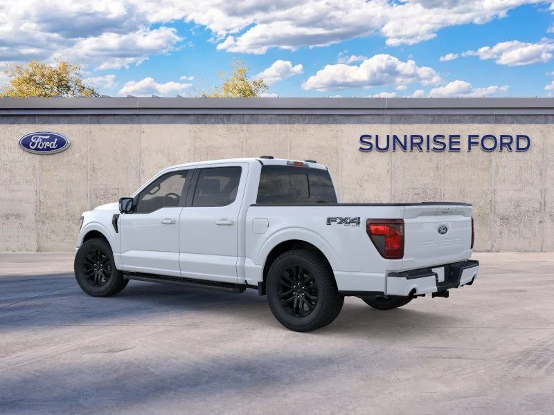 New 2026 Oxford White Ford XLT image 4