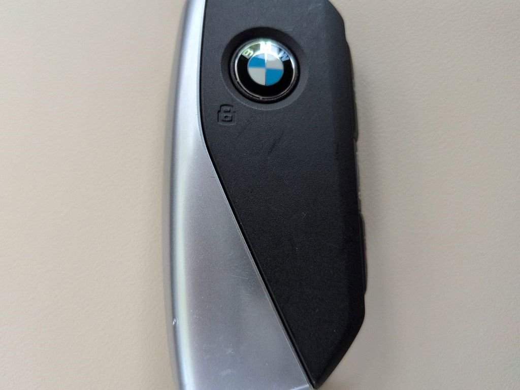 2025 BMW X3 30 - Photo 29