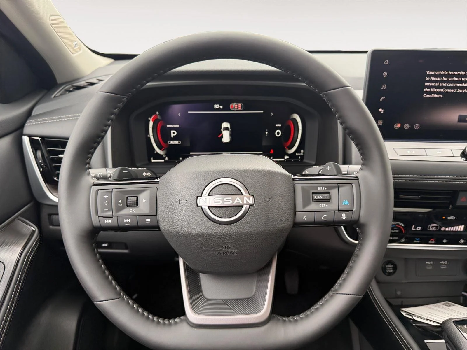 New 2026 Everest White Pearl/Super Black Nissan Platinum image 16