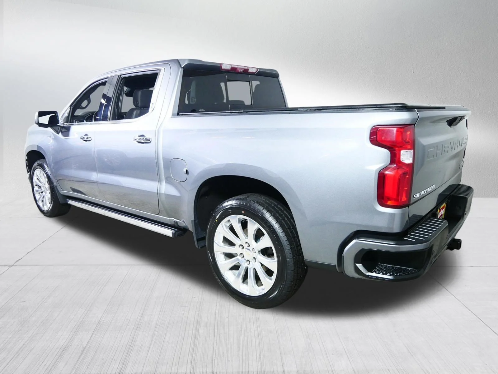 Used 2021 Satin Steel Metallic Chevrolet High Country image 5