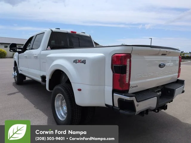 New 2026 White Metallic Ford Lariat image 5
