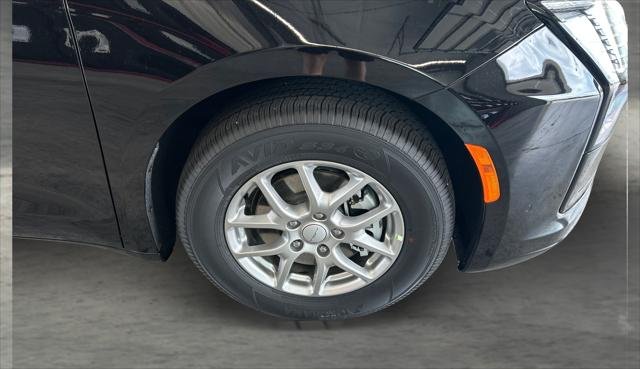 New 2027 Diamond Black Crystal Pearl-Coat Exterior Paint Chrysler Select image 22