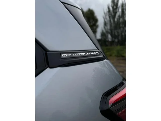 New 2026 ICE SILVER METALLIC Subaru Premium Hybrid image 44