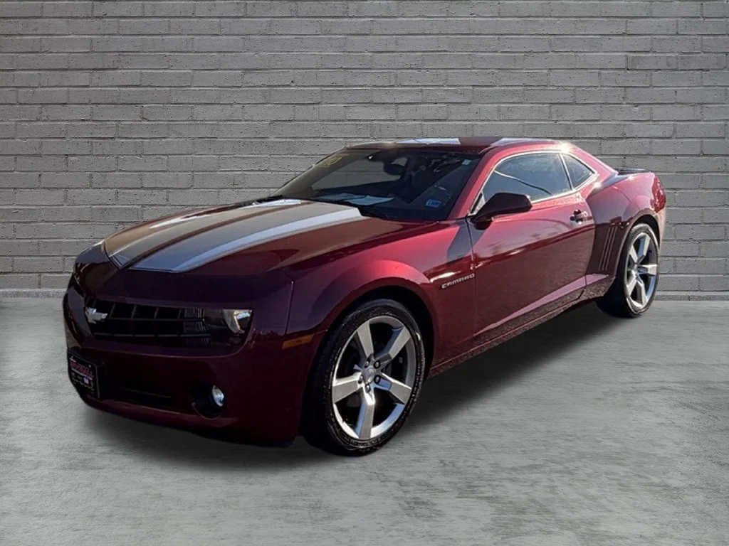 Used 2010 Red Jewel Tintcoat Chevrolet 1LT image 1