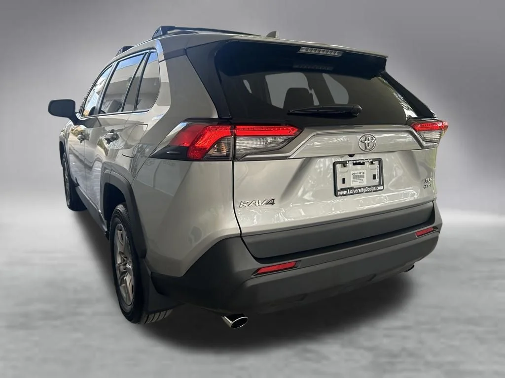 Used 2025 Silver Toyota XLE image 3