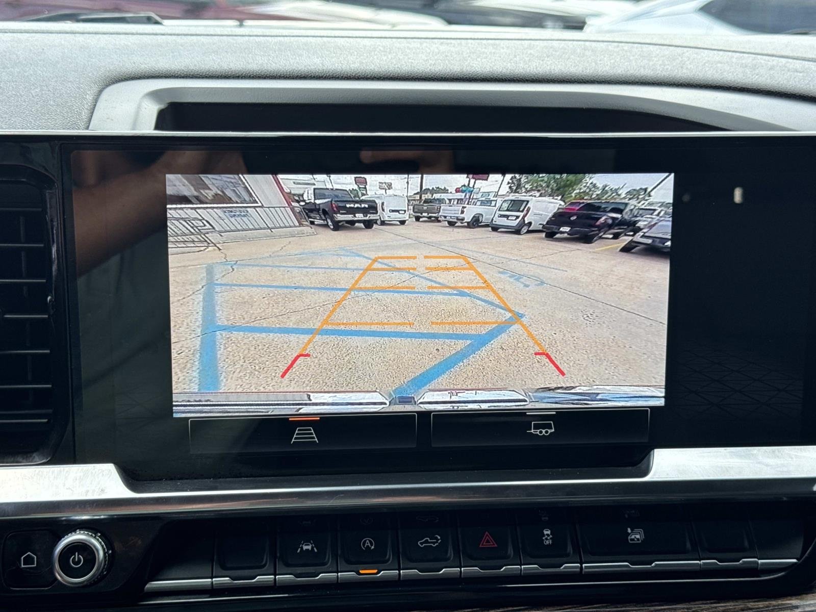 Used 2024 Onyx Black GMC Elevation image 25