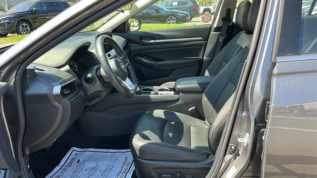Used 2024 Gray Nissan 2.5 SL image 9