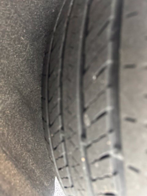 Used 2018 Black Jeep Altitude image 11