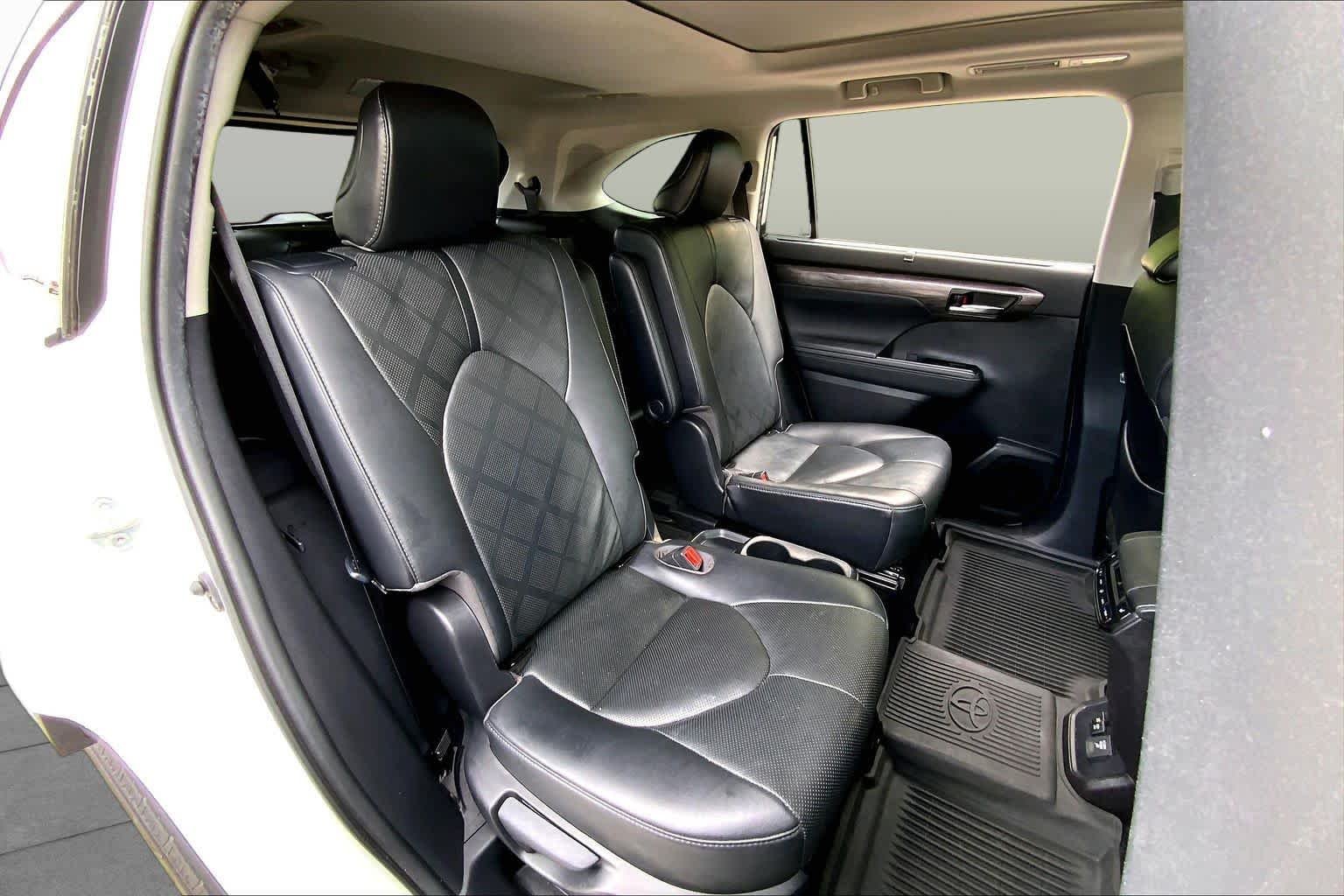Used 2021 Blizzard Pearl Toyota Hybrid Platinum image 20