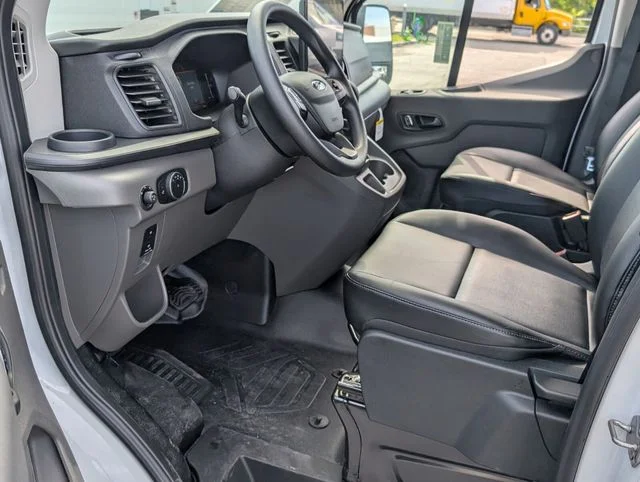New 2026 Oxford White Ford Cargo Van image 5