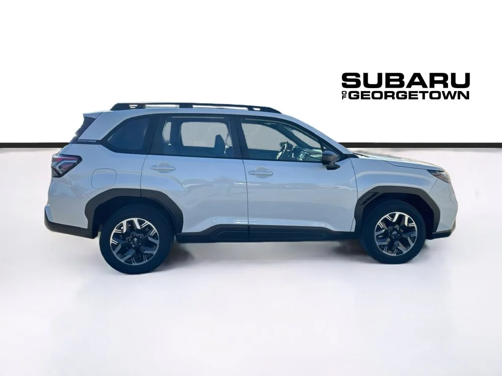 Used 2025 White Subaru Base image 9