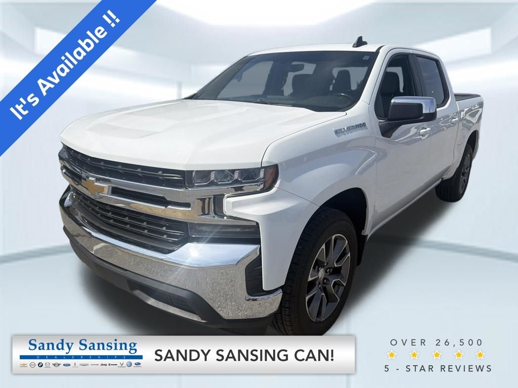 Used 2021 White Chevrolet LT image 1