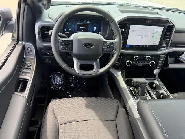 New 2026 White Ford XLT image 8