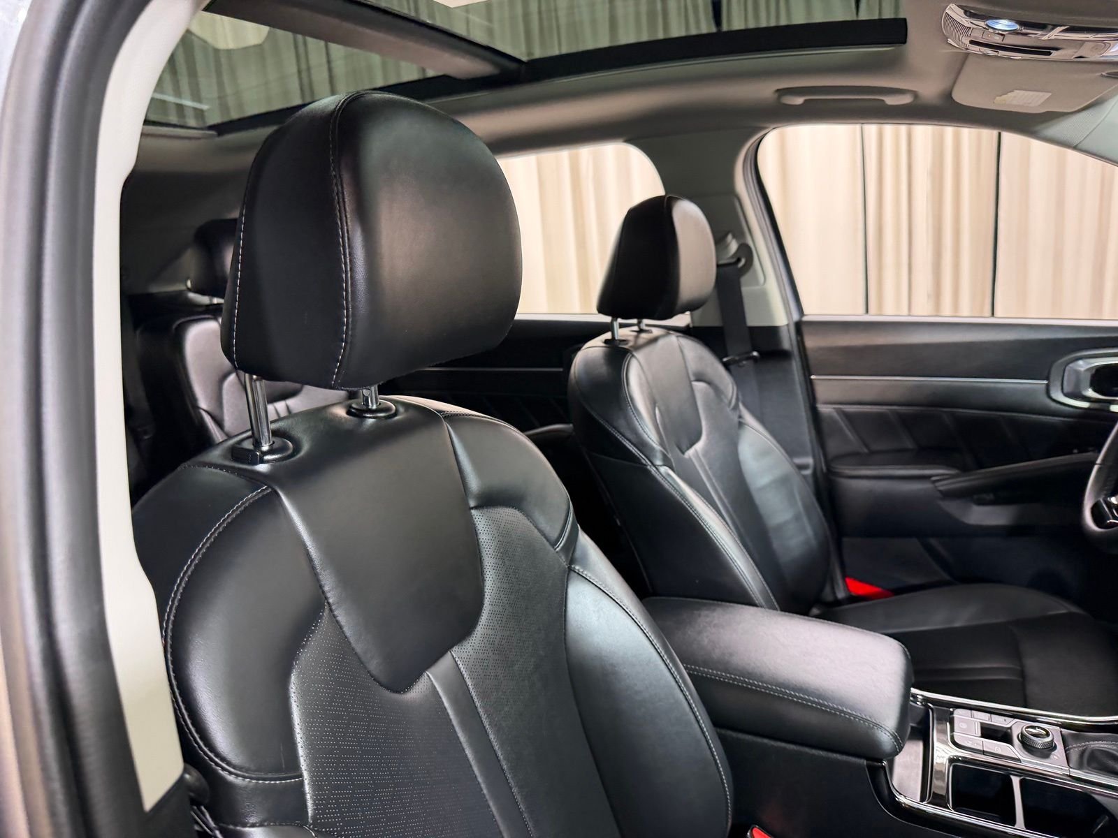 Used 2023 Silver Kia SX image 46