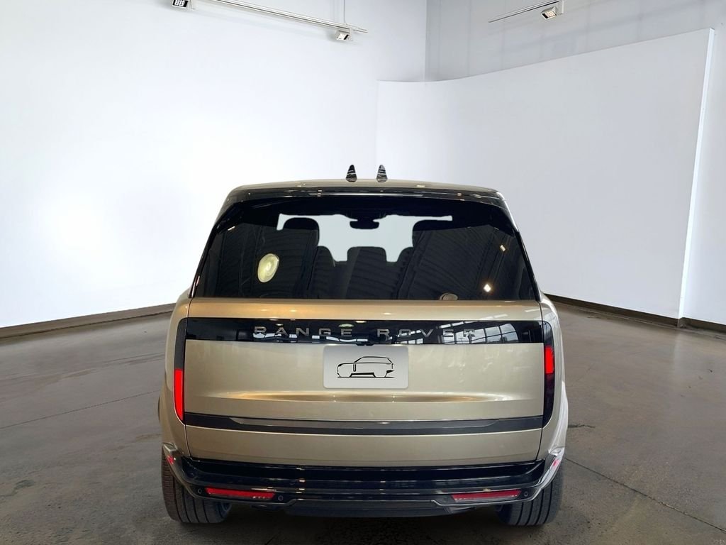New 2026 Batumi Gold Land Rover SE image 5