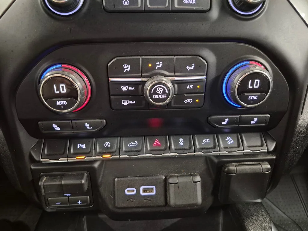 Used 2019 Silver Ice Metallic Chevrolet LT Trail Boss image 33