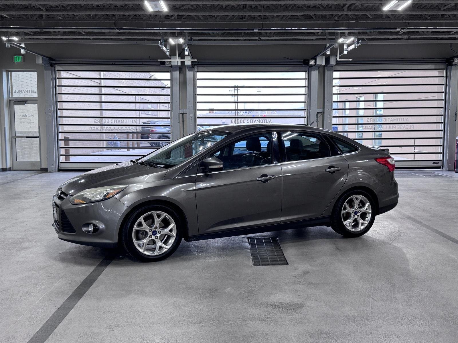 2014 Ford Focus Sedan Titanium's photo