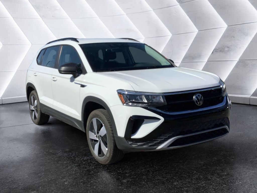2024 Volkswagen Taos 1.5T S 4Motion's photo
