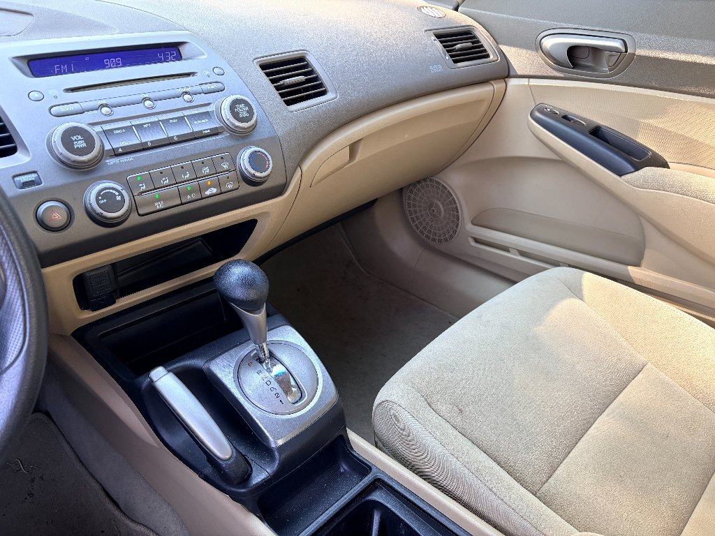 Used 2007 Taffeta White Honda LX image 15
