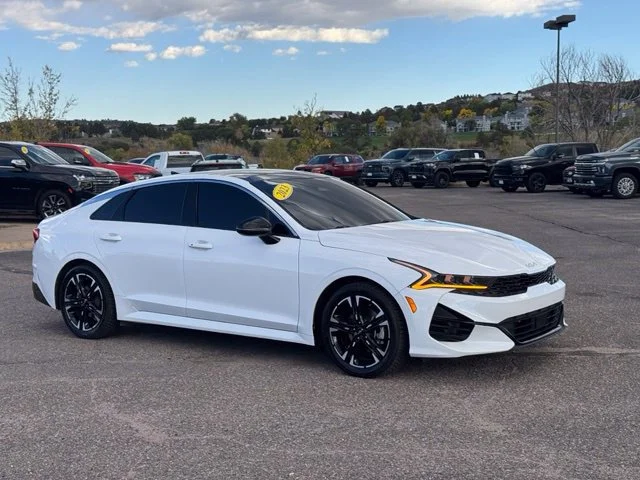 Used 2023 White Kia GT-Line image 9