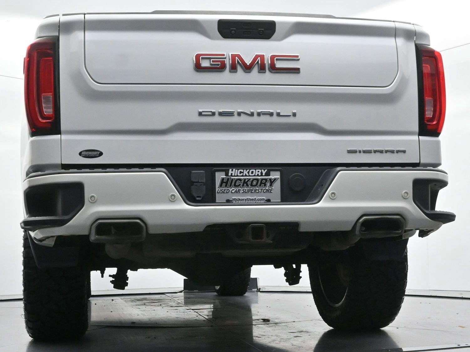 Used 2020 White Frost Tricoat GMC Denali image 53