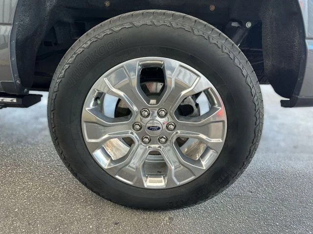 Used 2023 Gray Ford Platinum image 10