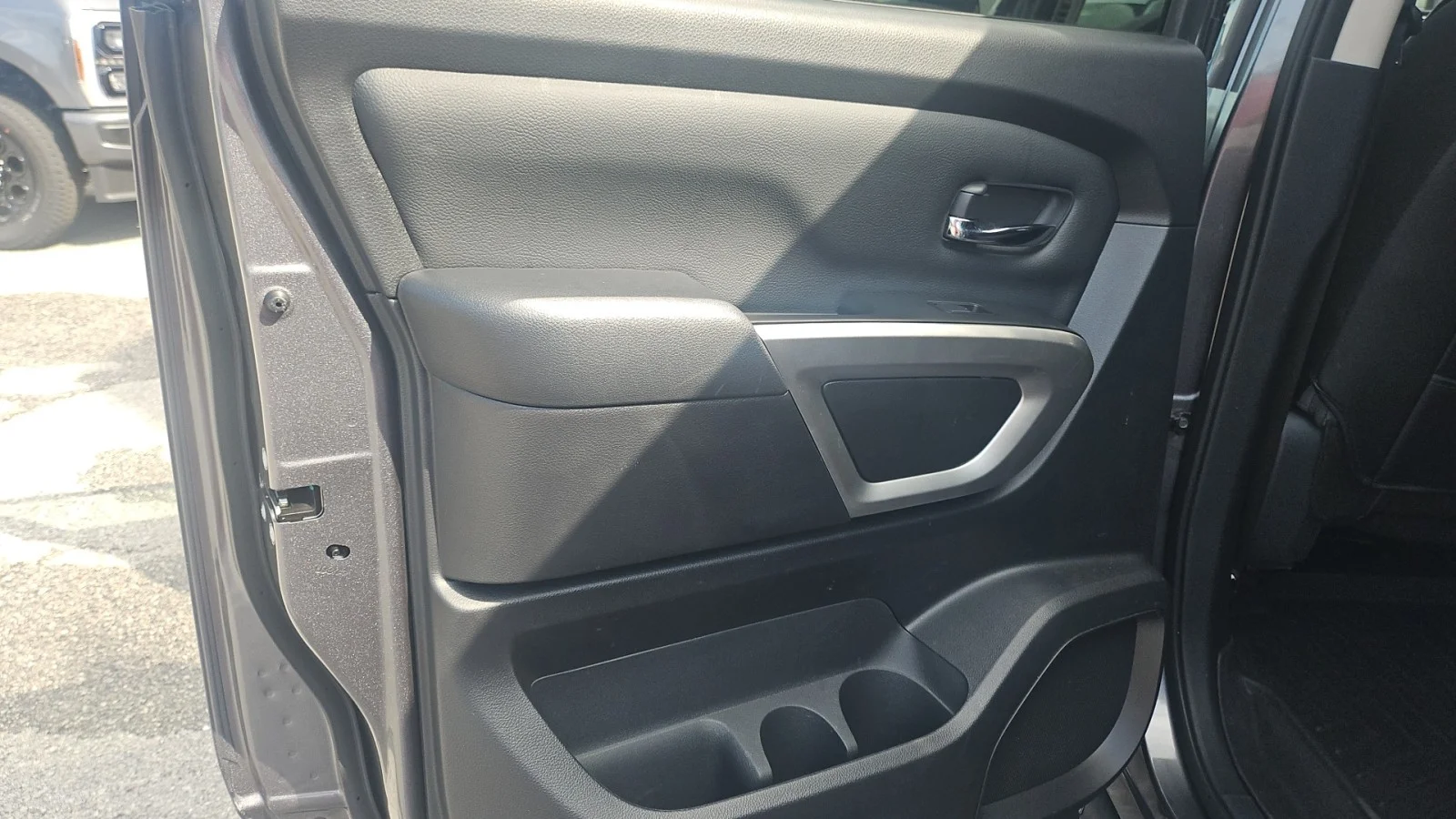 Used 2024 Gun Metallic Nissan SV 2WD image 14