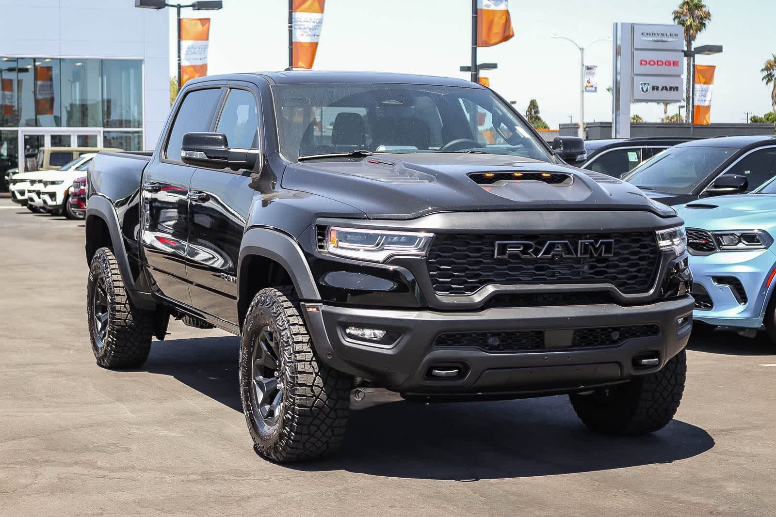 New 2026 Diamond Black Crystal Pearl-Coat Exterior Paint RAM RHO image 3