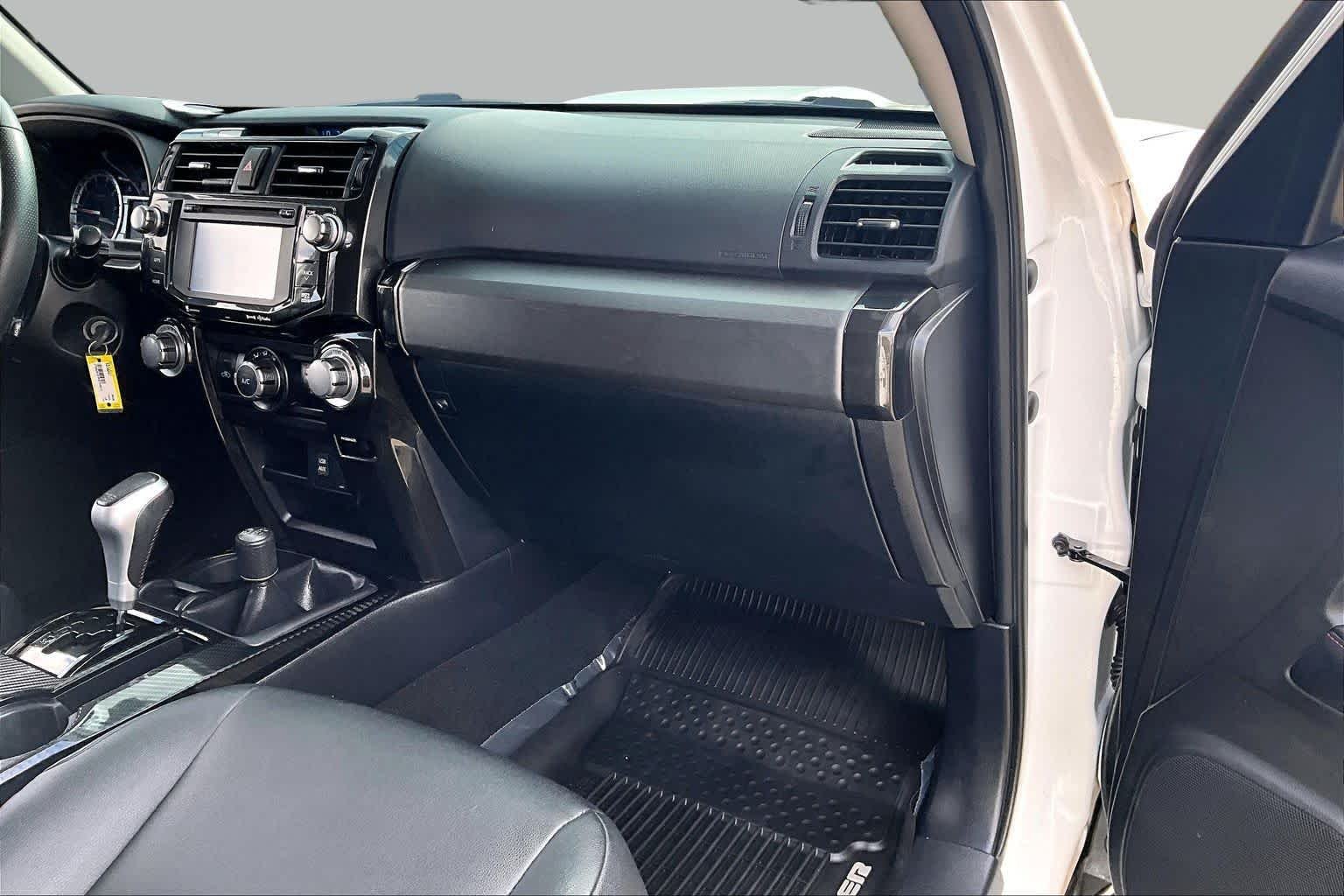 Used 2019 Super White Toyota TRD Off Road Premium image 18