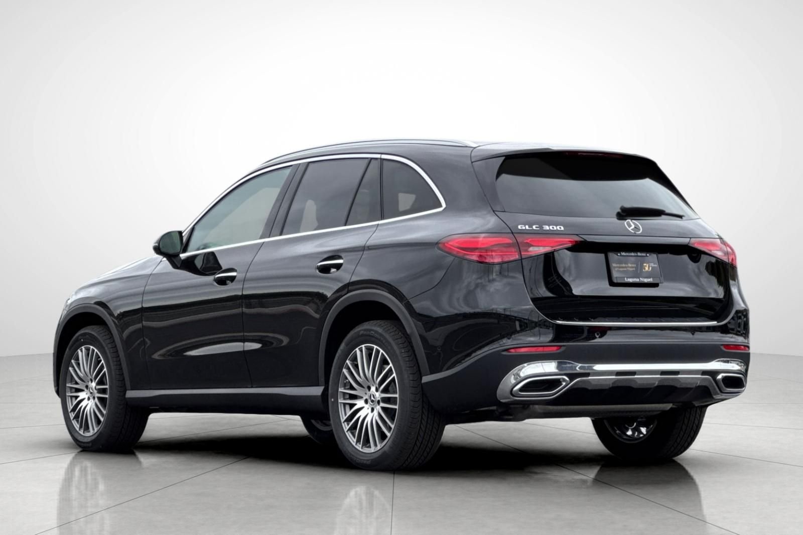 Used 2026 Black Mercedes-Benz GLC 300 image 14