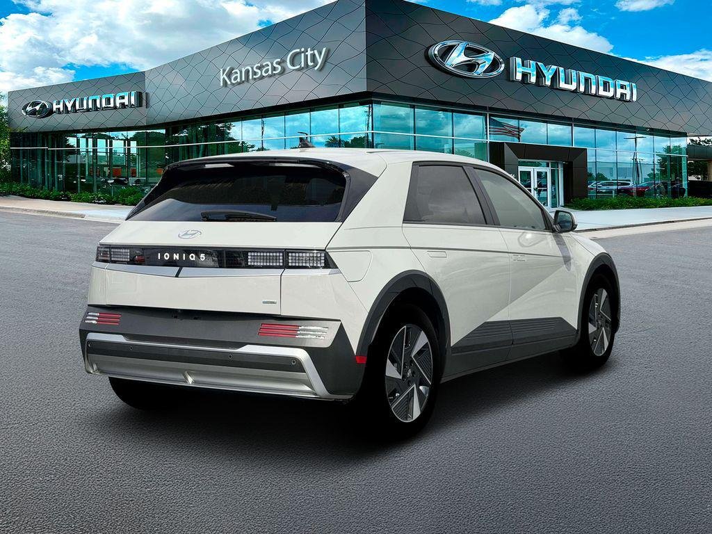 New 2026 Cyber Gray Hyundai SE image 7