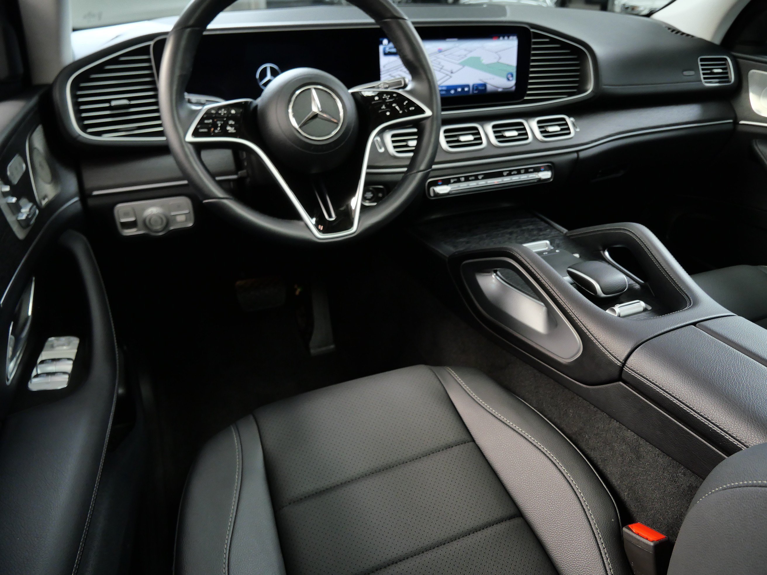 2026 Mercedes-Benz GLS Base - Photo 2