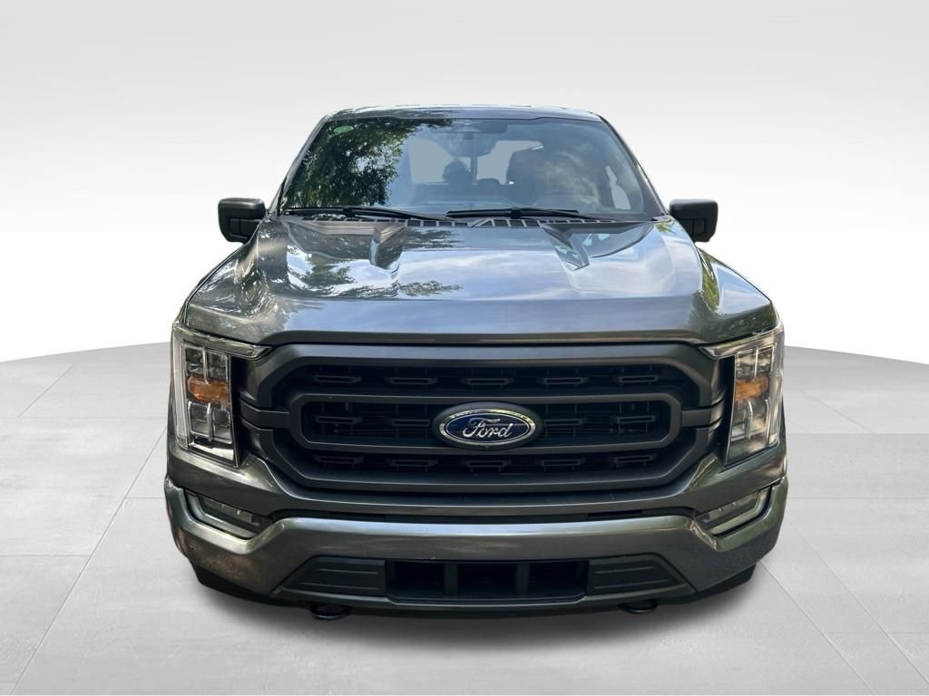 Used 2023 Gray Ford XLT image 9