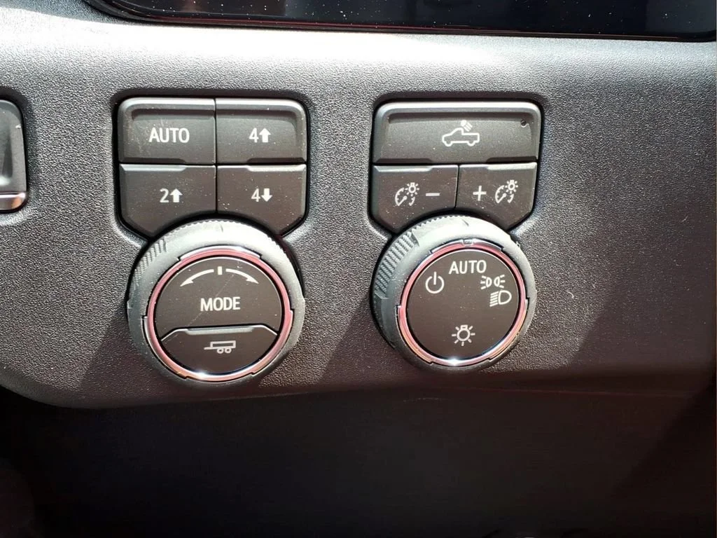 2026 Chevrolet Silverado 1500 LT - Photo 15