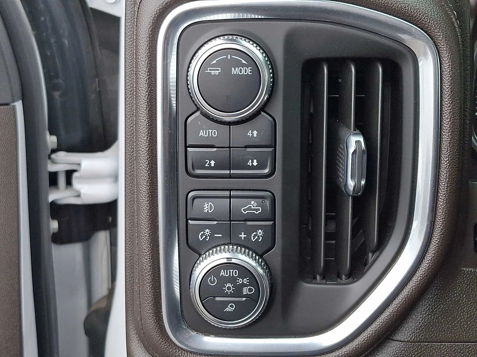 Used 2021 Summit White GMC Denali image 25