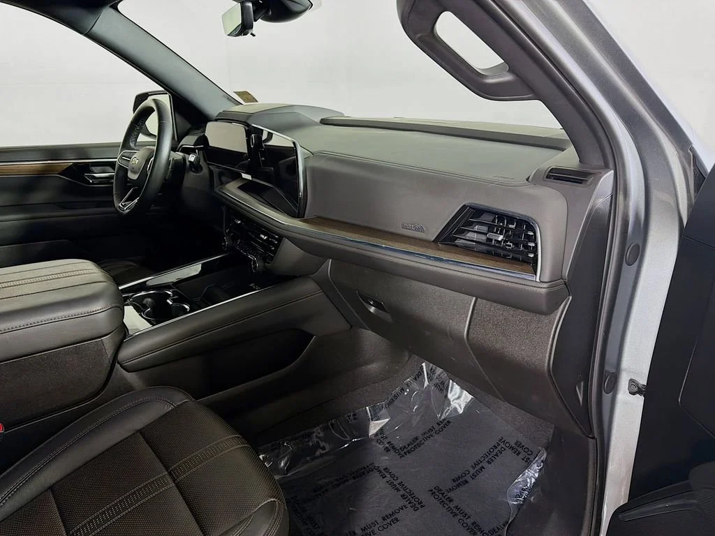 Used 2025 Sterling Gray Metallic Chevrolet High Country image 27