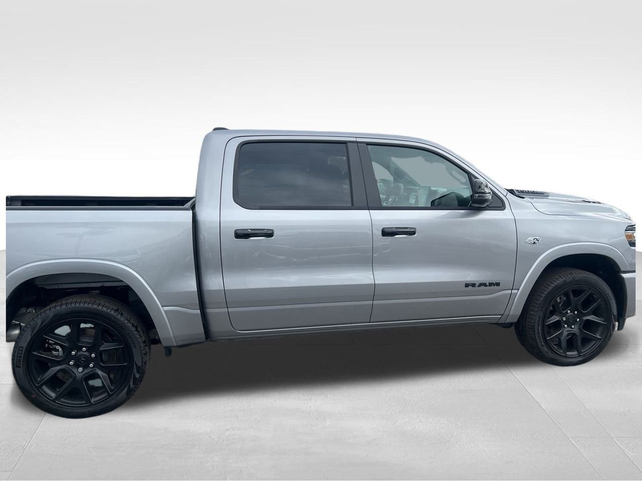 New 2026 Billet Silver Metallic Clear-Coat Exterior Paint RAM Laramie image 7
