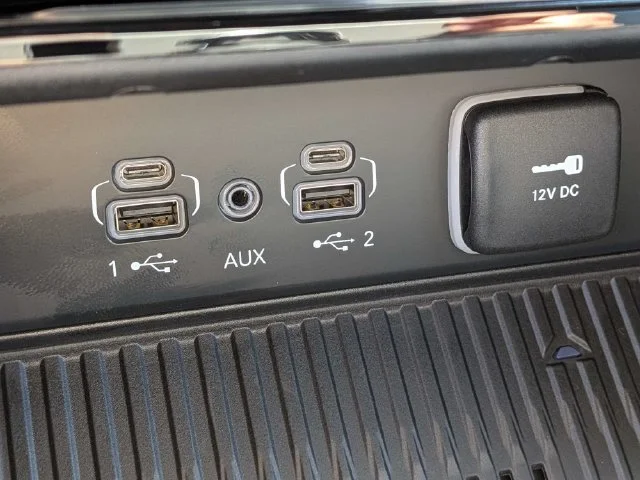 New 2027 Gray Jeep Limited image 23