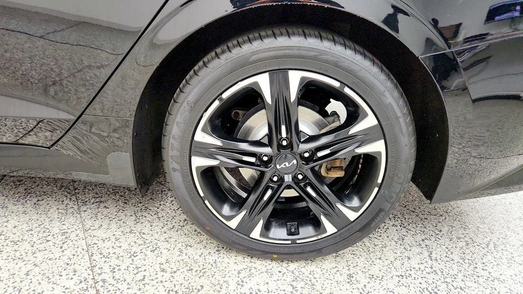 Used 2022 Ebony Black Kia GT-Line Automatic AWD image 9